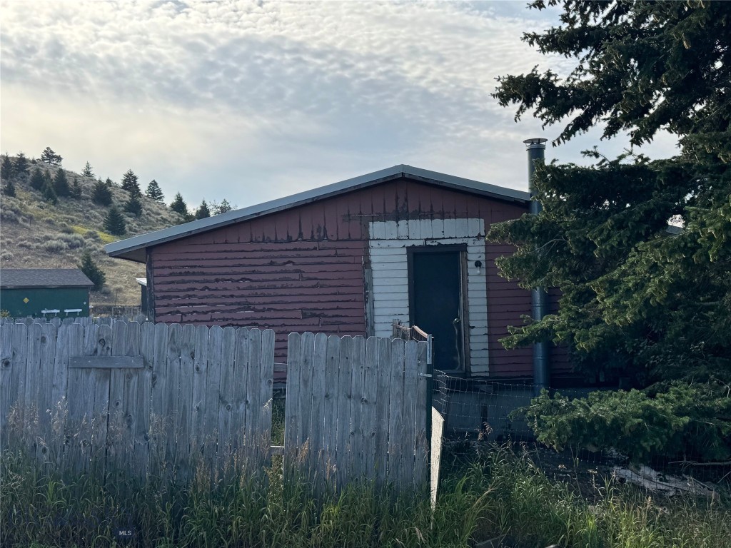 Quinn Creek Properties - Residential