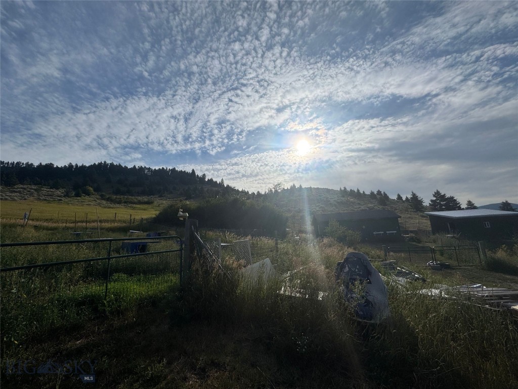 Quinn Creek Properties - Residential