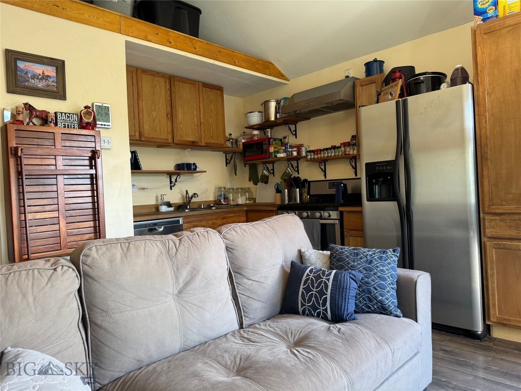 Quinn Creek Properties - Residential