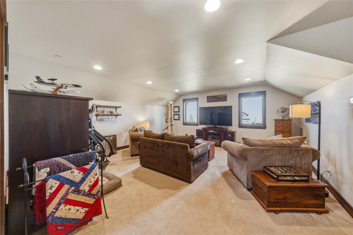 Hyalite View Estates - Residential