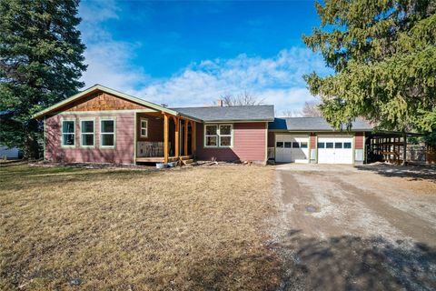 Photo of 1609 Hillside Lane, Bozeman, MT 59715 (MLS # 408870)