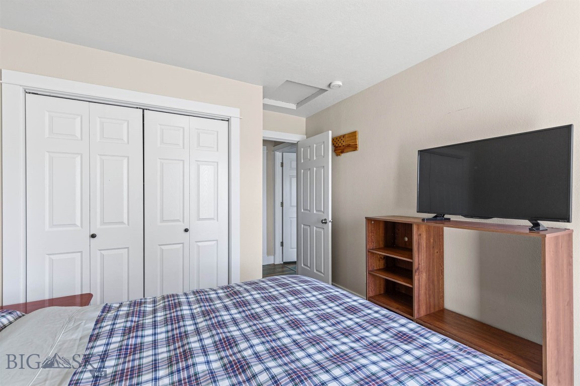 Bozeman, Montana 59718, United States, 3 Bedrooms Bedrooms, ,3 BathroomsBathrooms,Residential,Pending,46016