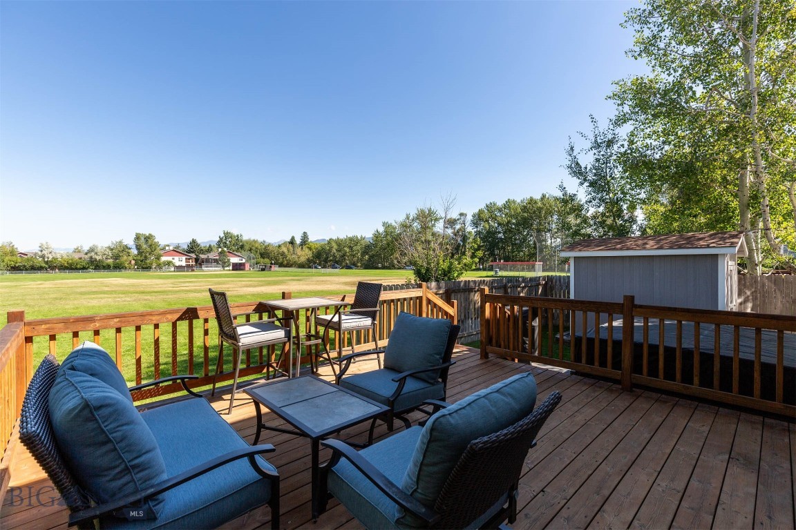 Bozeman, Montana 59718, United States, 3 Bedrooms Bedrooms, ,3 BathroomsBathrooms,Residential,Pending,46016