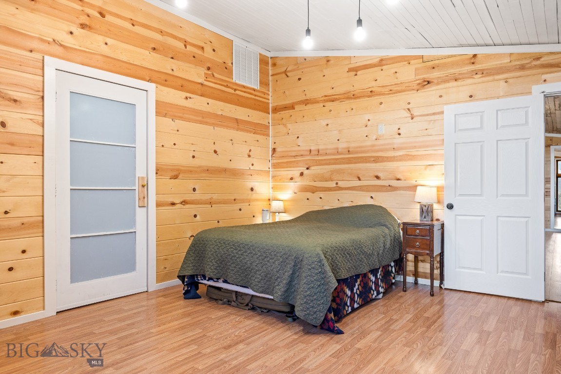 Ponderosa Pines - Residential