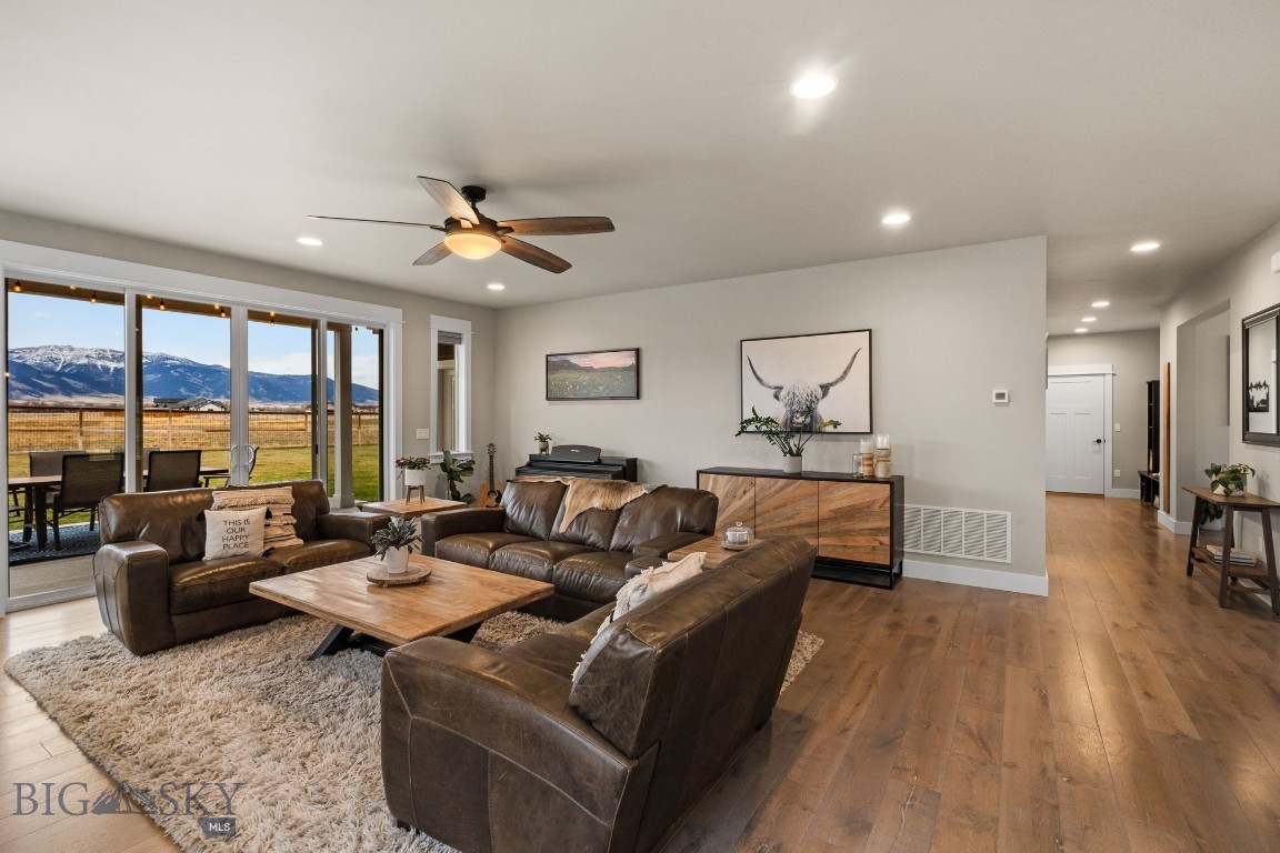 Ryen Glenn - Residential