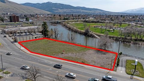 Photo of 601 W Broadway Street, Missoula, MT 59802 (MLS # 407300)