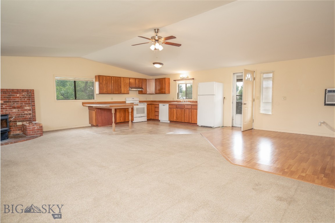 Belgrade, Montana 59714, United States, 4 Bedrooms Bedrooms, ,1 BathroomBathrooms,Residential,Contingent,49885