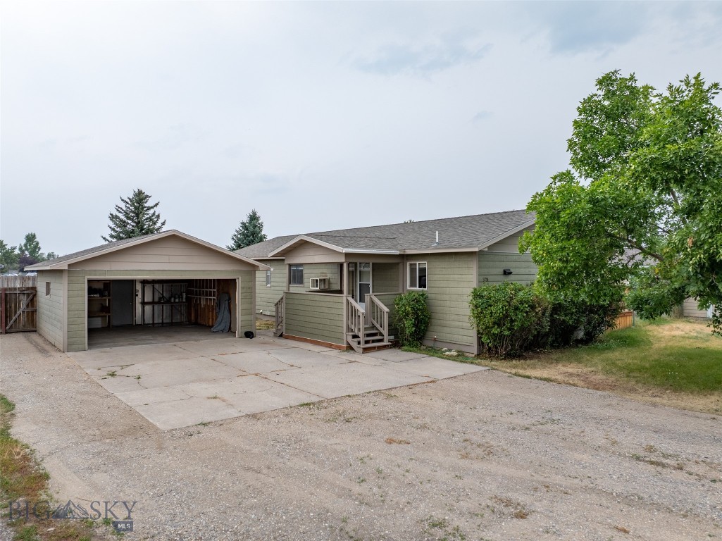 Belgrade, Montana 59714, United States, 4 Bedrooms Bedrooms, ,1 BathroomBathrooms,Residential,Contingent,49885