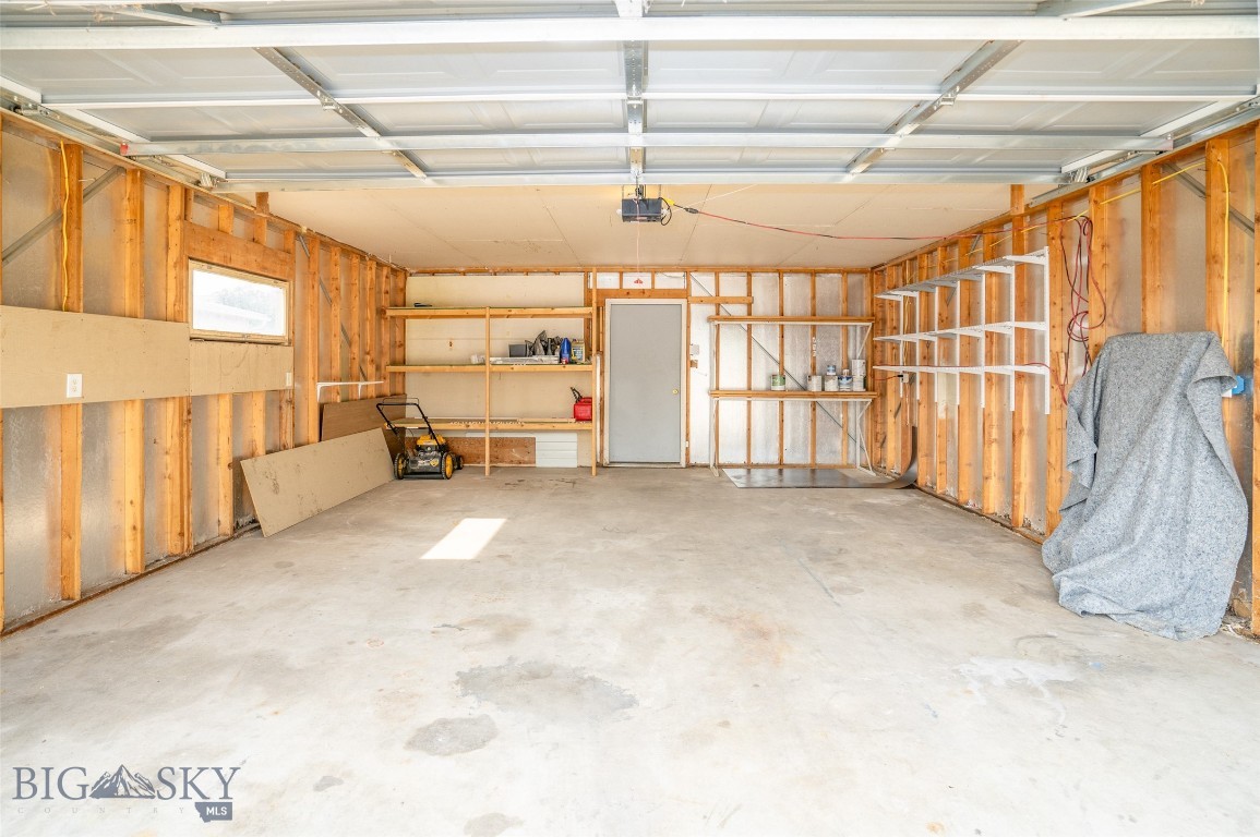 Belgrade, Montana 59714, United States, 4 Bedrooms Bedrooms, ,1 BathroomBathrooms,Residential,Contingent,49885