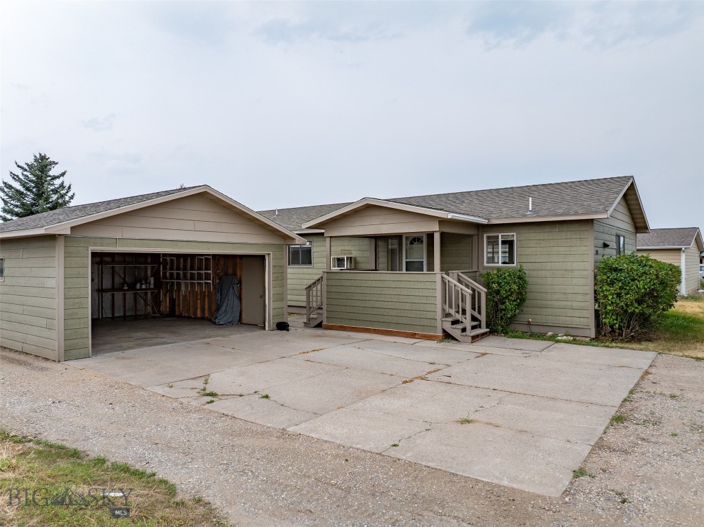 Belgrade, Montana 59714, United States, 4 Bedrooms Bedrooms, ,1 BathroomBathrooms,Residential,Contingent,49885