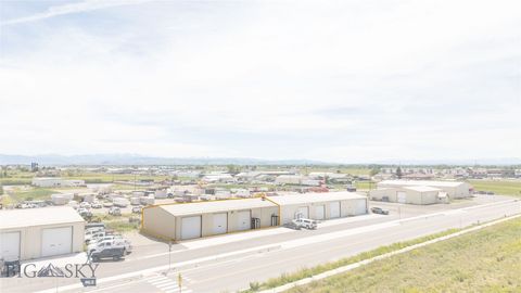 Photo of 228 Companion Way #A, Belgrade, MT 59714 (MLS # 404717)