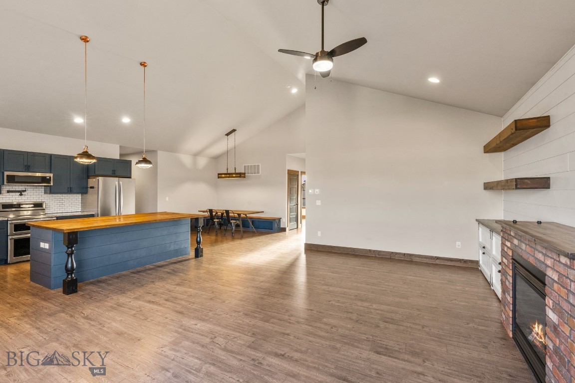 Ryen Glenn - Residential