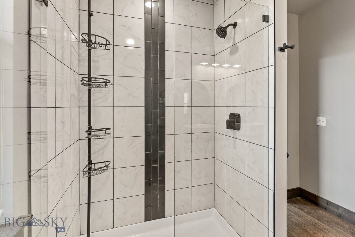 Ryen Glenn - Residential