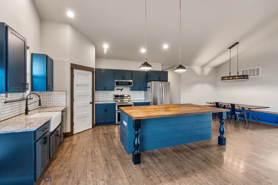 Ryen Glenn - Residential