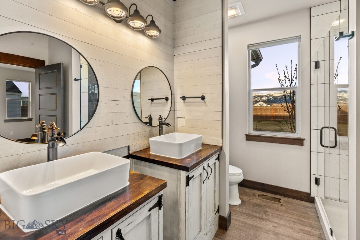 Ryen Glenn - Residential