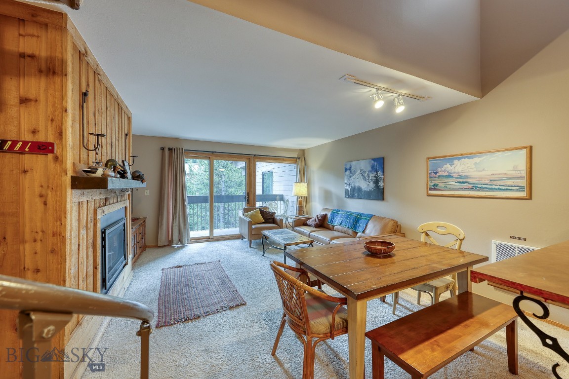 45 Turkey Leg Road 1027