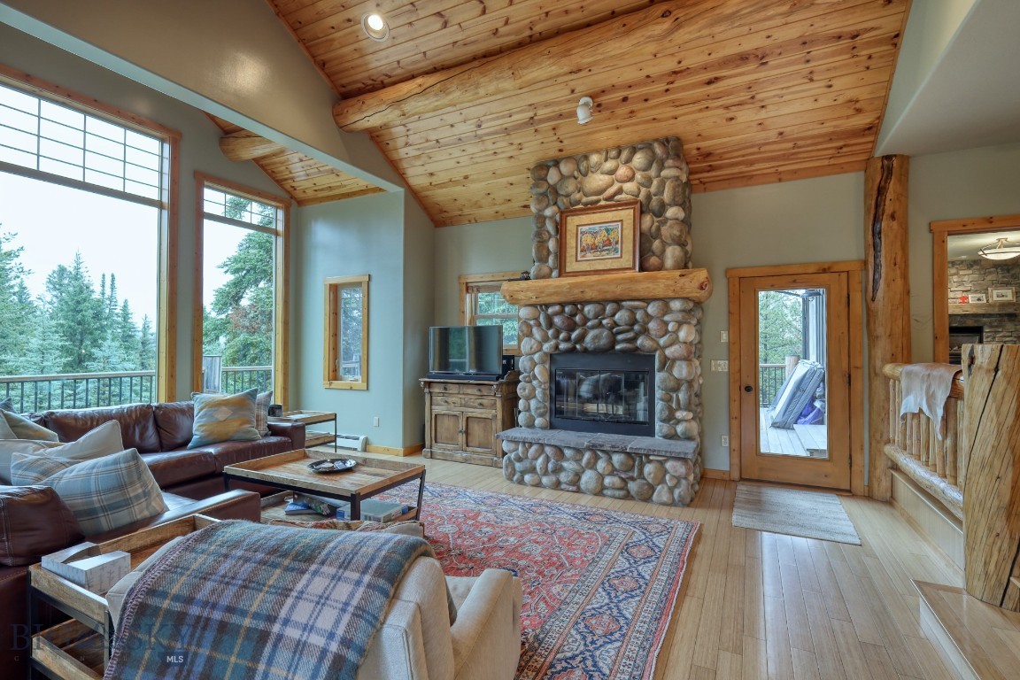 Aspen Groves - Residential