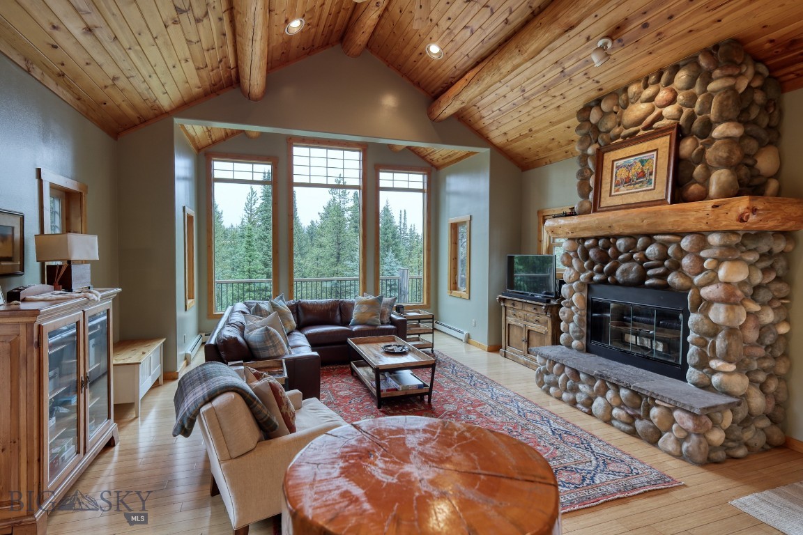 Aspen Groves - Residential