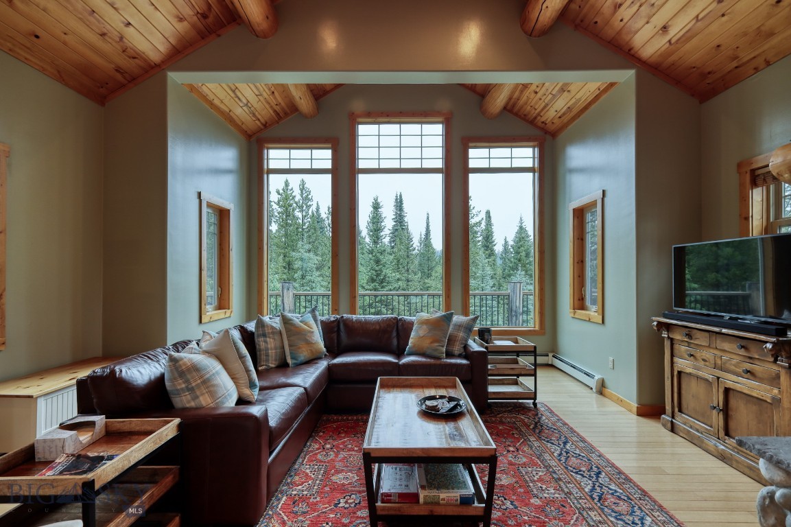 Aspen Groves - Residential