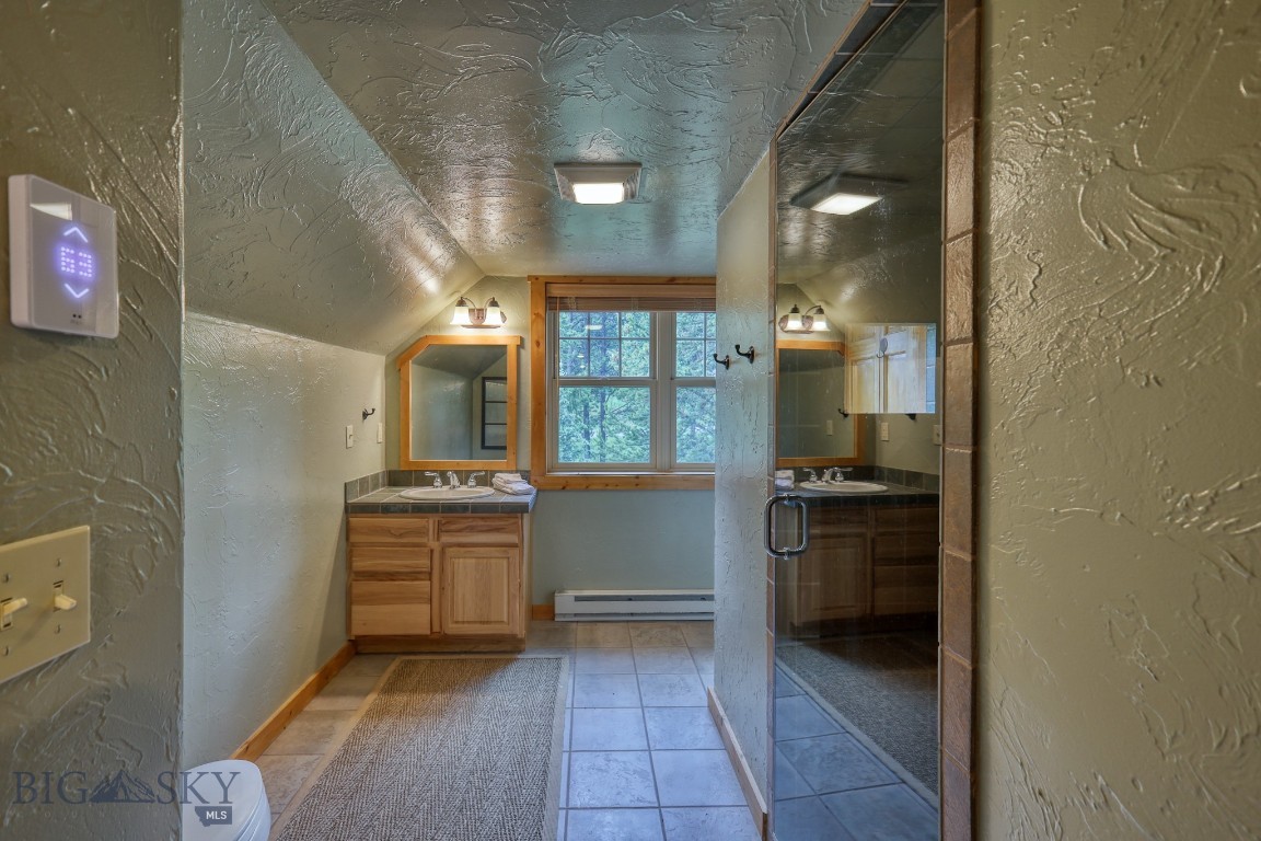 Aspen Groves - Residential