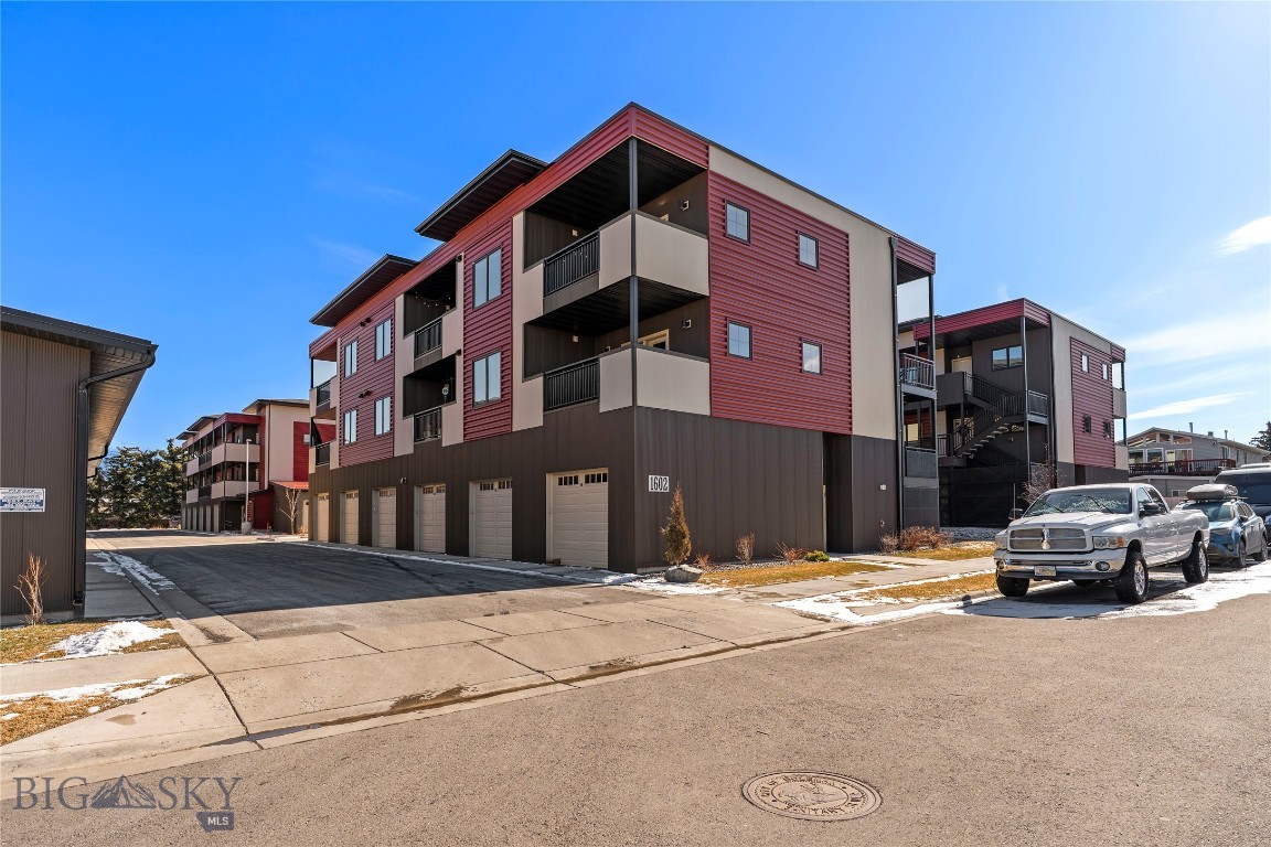 Bridgeview Condo - Residential