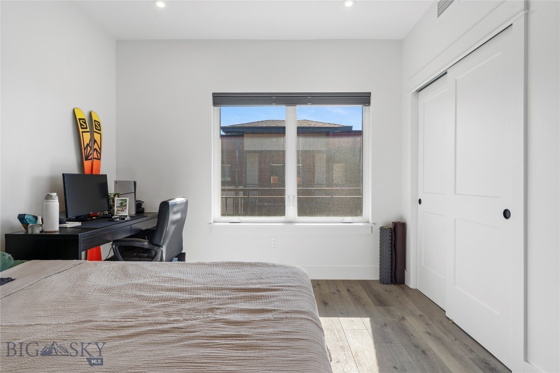 Bridgeview Condo - Residential