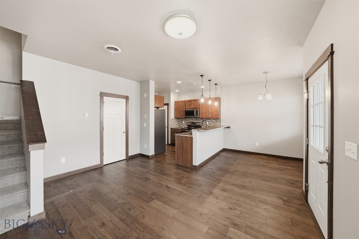 Flanders Creek - Residential