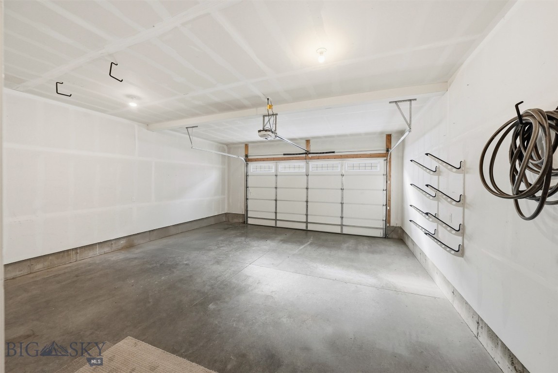 Flanders Creek - Residential