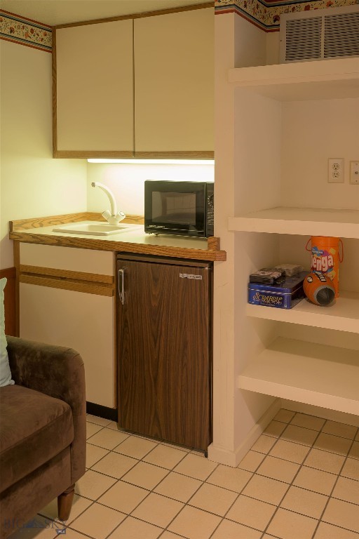 Tracys Additions - Commercial Sale