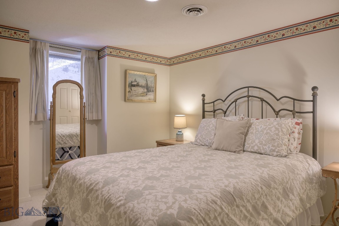 Tracys Additions - Commercial Sale