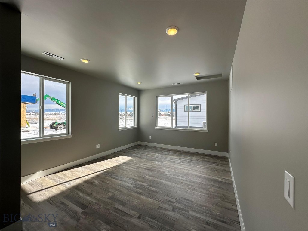 16 N Eldorado Avenue