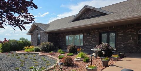 Photo of 7623 N Leopard Avenue, Billings, MT 59106 (MLS # 409873)