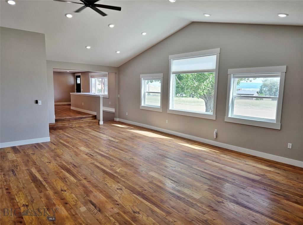 Helena, Montana 59602, United States, 4 Bedrooms Bedrooms, ,3 BathroomsBathrooms,Residential,Active,202231