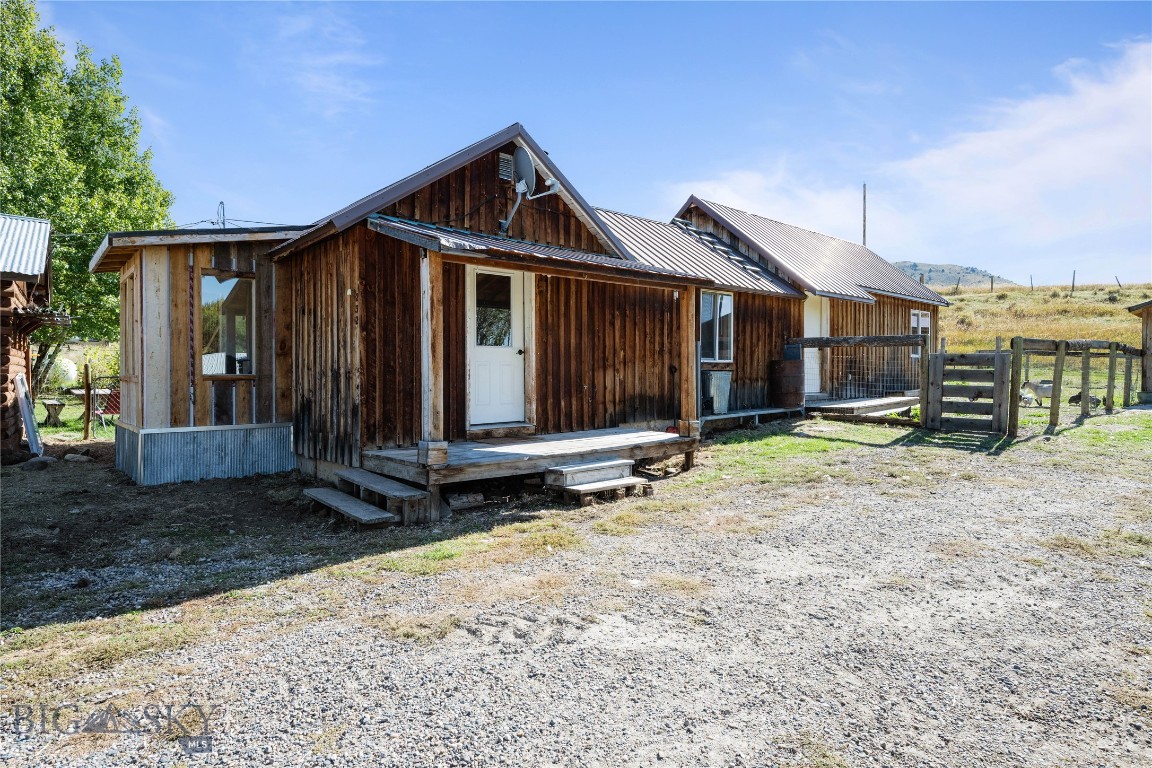 Sheridan, Montana 59749, United States, ,Residential,Active,40008