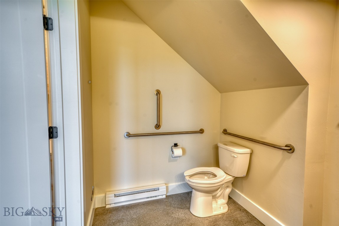 Baxter Meadows - Commercial Lease