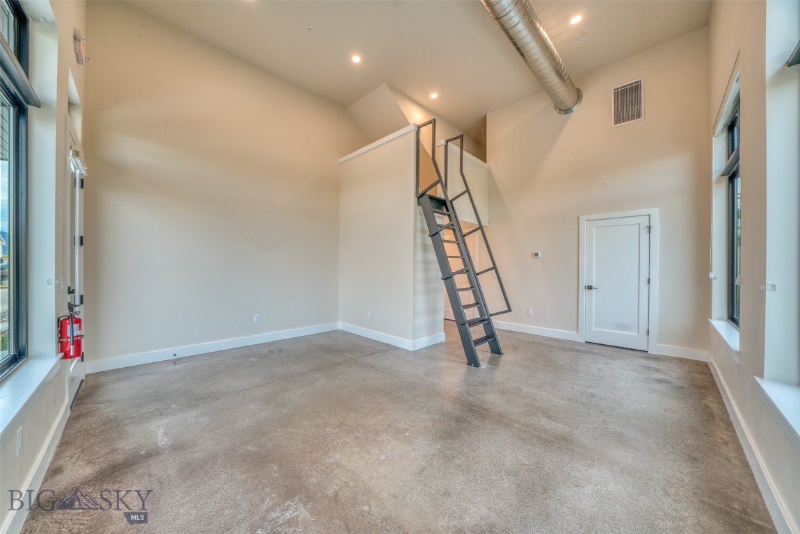 Baxter Meadows - Commercial Lease