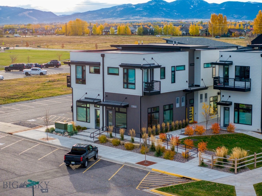 Baxter Meadows - Commercial Lease