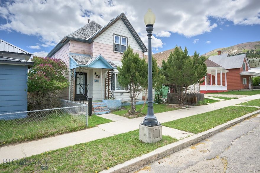 Great Location, Tons of Potential!
This spacious home is in a prime spot—just a few blocks from downtown, so you can easily walk to shops, restaurants, and everything else the area has to offer. With great square footage, there's plenty of room to spread out and make it your own.  You'll love the convenience of main floor laundry, and the private, fenced backyard is perfect for relaxing, playing, or gardening. There's even a greenhouse for your plants and a detached 2-car garage for extra storage or hobbies.  The home could use a little TLC, but with a bit of work, it has amazing potential. Whether you're a first-time buyer, investor, or someone looking to put in a little sweat equity, this one's worth a look!