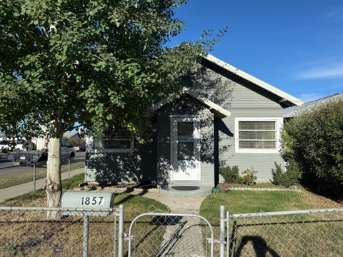 Photo of 1857 Carolina AVE, Butte, MT 59701 (MLS # 414987)