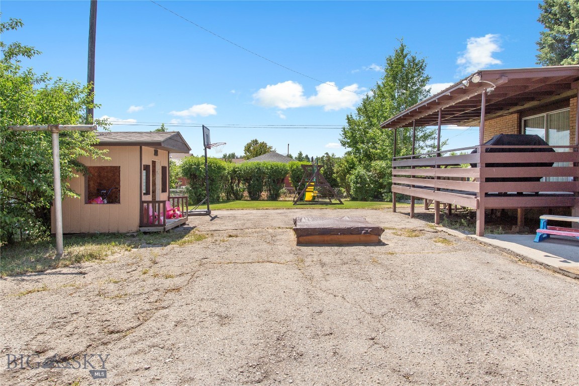 Butte, Montana 59701, United States, 4 Bedrooms Bedrooms, ,3 BathroomsBathrooms,Residential,Active,51762