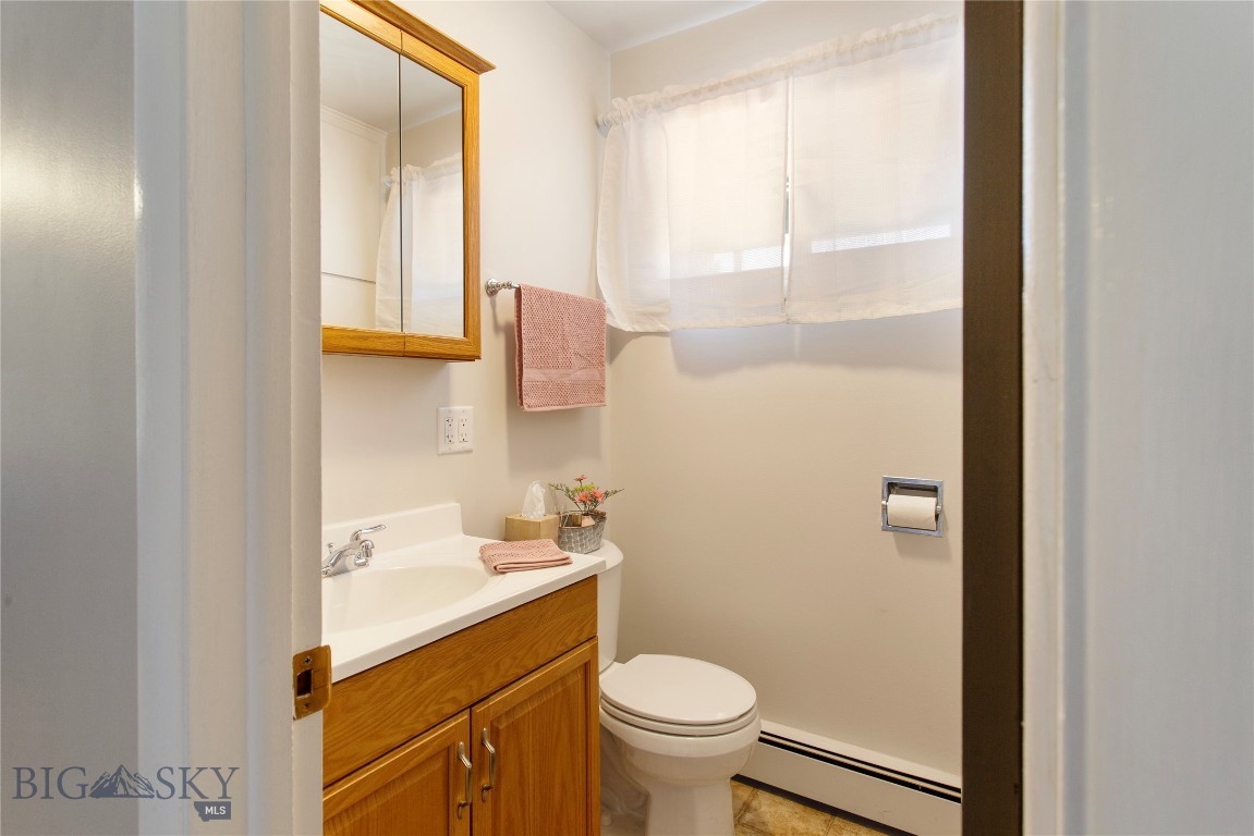 Butte, Montana 59701, United States, 4 Bedrooms Bedrooms, ,3 BathroomsBathrooms,Residential,Active,51762