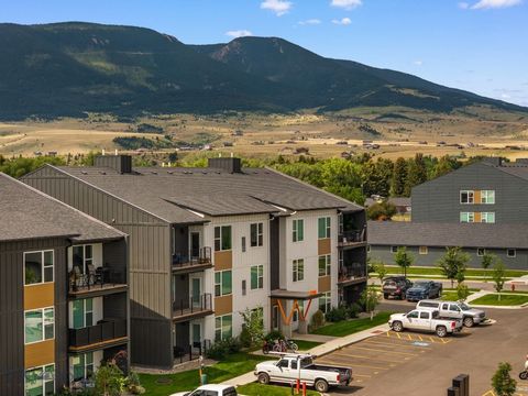 Photo of 2221F Willow Drive #102, Livingston, MT 59047 (MLS # 410454)