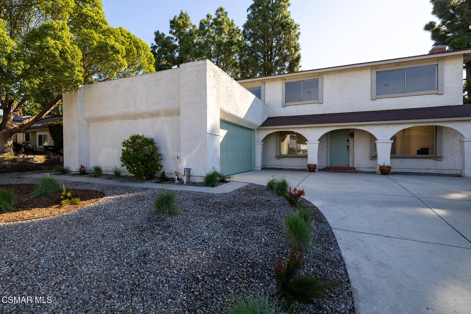 2442 N Alden Street