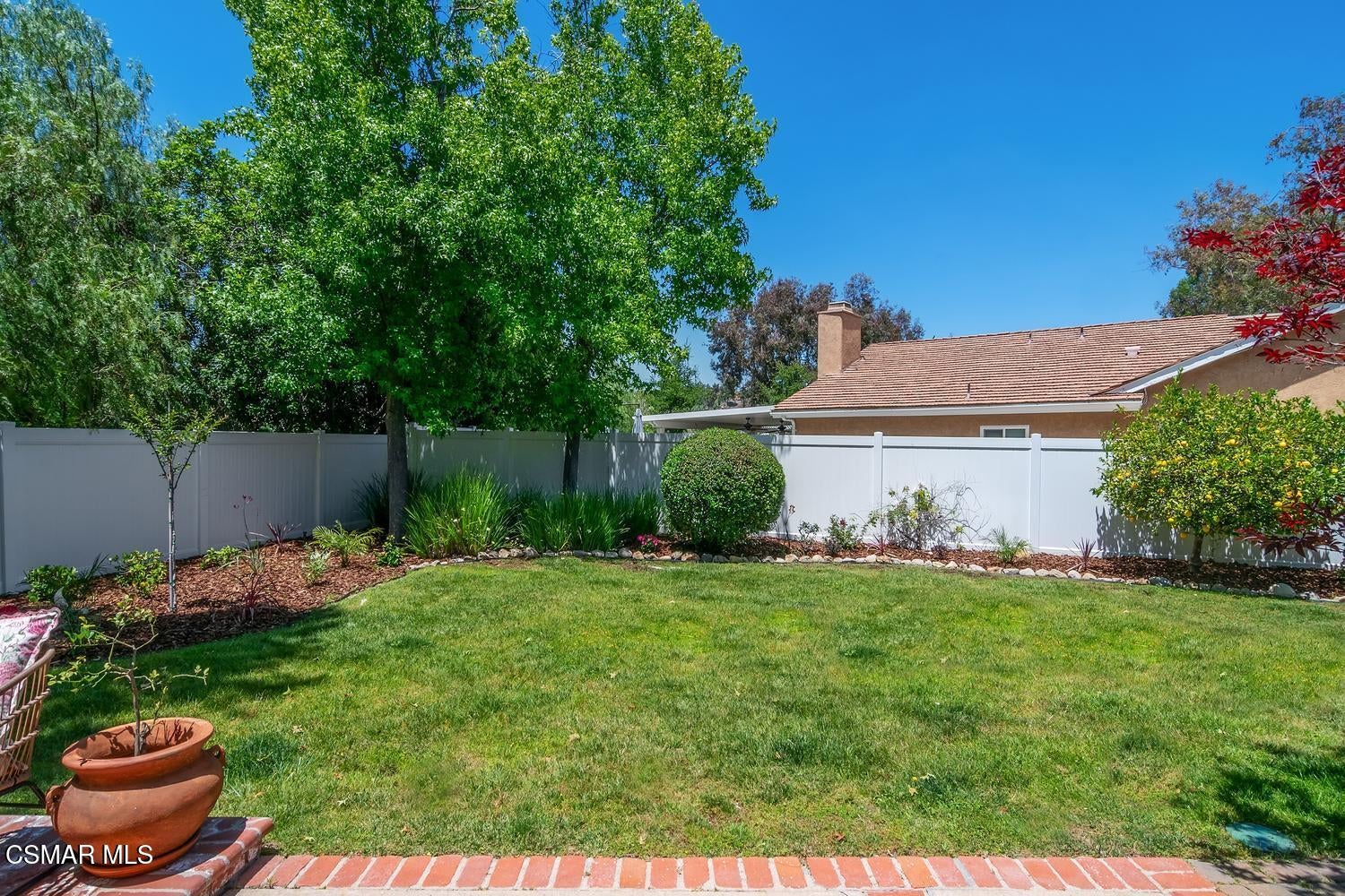 907 Sagebrush Place