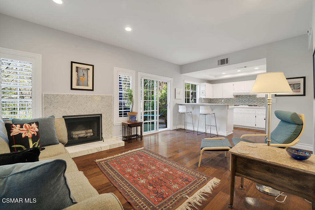 5711 Tanner Ridge Avenue