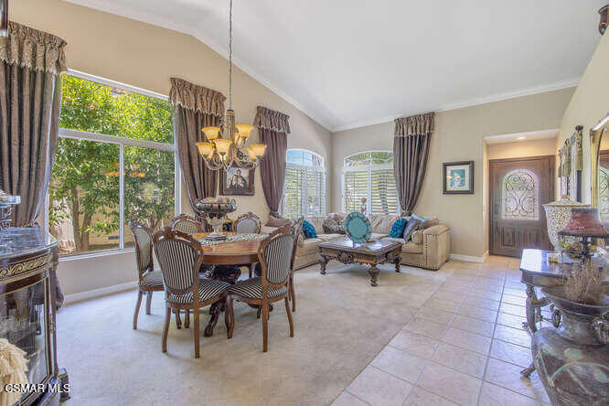 205 Twin Falls Court