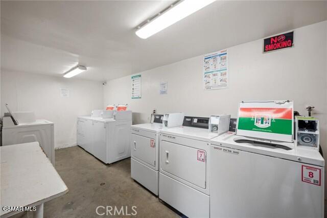 8800 Cedros Avenue 204