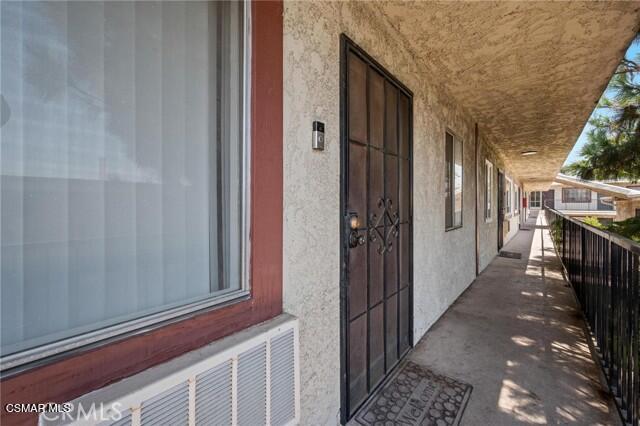 8800 Cedros Avenue 204