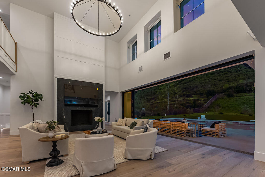 2036 Shadow Creek Drive