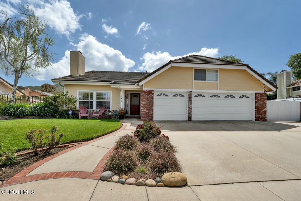 949 Eaglesnest Place
